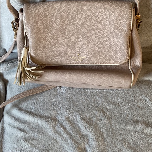 Light pink and white Kate spade purse - Picture 1 of 2